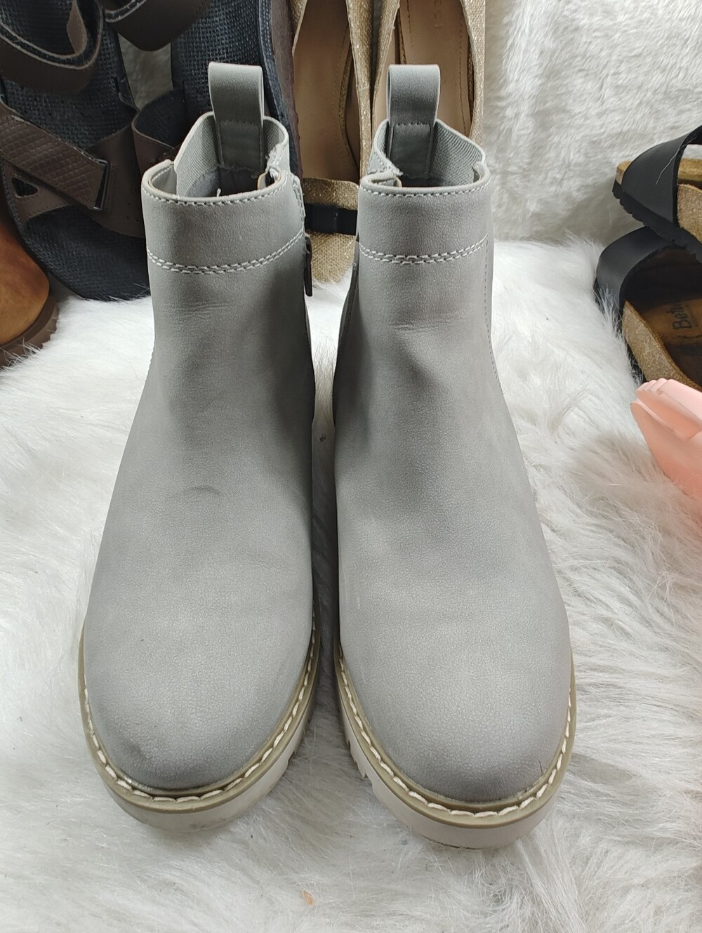 SONOMA Good For Life  chunky Gray suede zip Side Ankle boots women's size 9